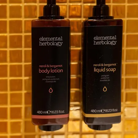 Mastro - Discoveries And Memories Hotel *