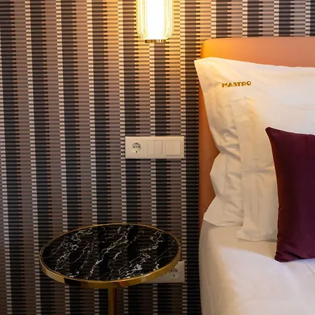 Mastro - Discoveries And Memories Hotel *