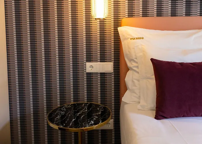 Mastro - Discoveries And Memories מלון *