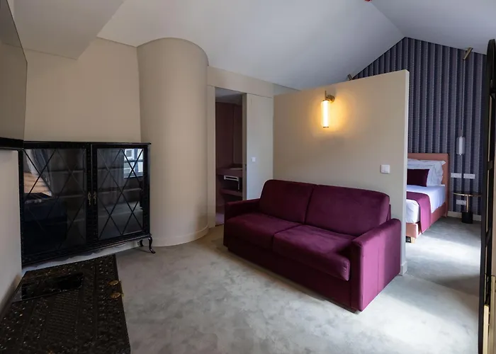 Mastro - Discoveries And Memories * Angra do Heroísmo